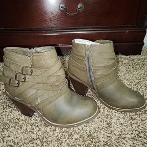 Women's Booties 6.5